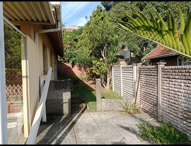 3 BEDROOM HOUSE FOR SALE IN BLUFF